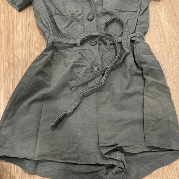 H&M Romper - Picture 3 of 3